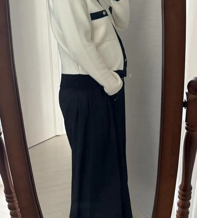 넘 맘에들어요. 지금부터 봄 여름까지 잘 입고 다닐거같아요. 위에 후드티나 가디건 등