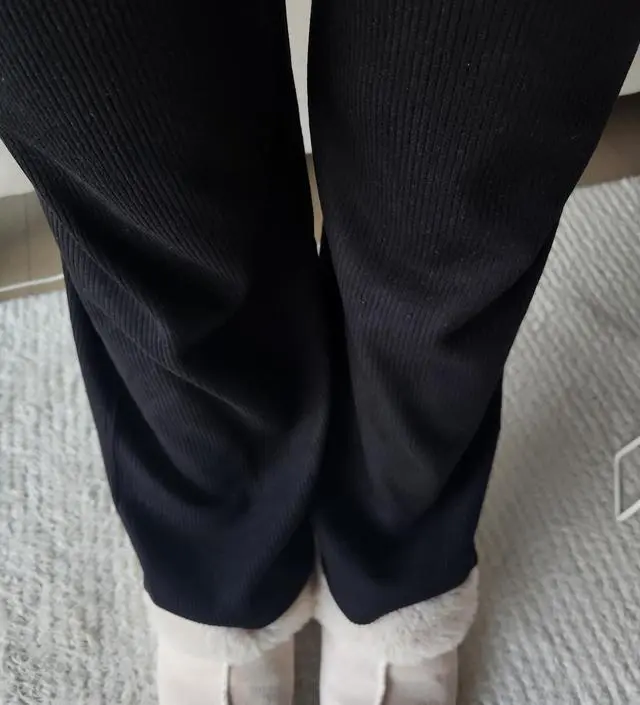 일반 청바지는 이제 불편해서 못입겠더라고요. ㅠㅠ 여기 저기 편한 바지 찾던 중 나중