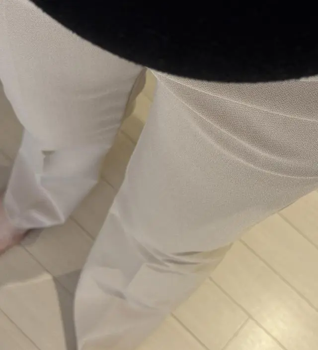 블랙 너무 잘입고다녀서 베이지도 추가구매했어요!! 색상 예쁘고 편하고 좋아요!!