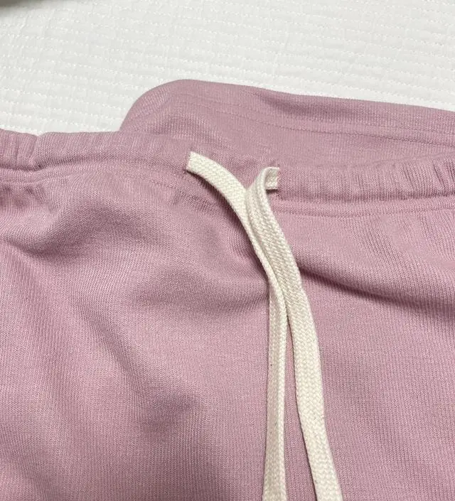 오! 가격도 착한데 소재도 너무 부드럽고 얇고 
