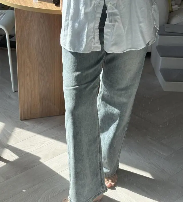 20주 넘어가니 배가 쑥쑥 나오기 시작해서 날은 춥고 치마 입기 애매한 순간들이 오기 