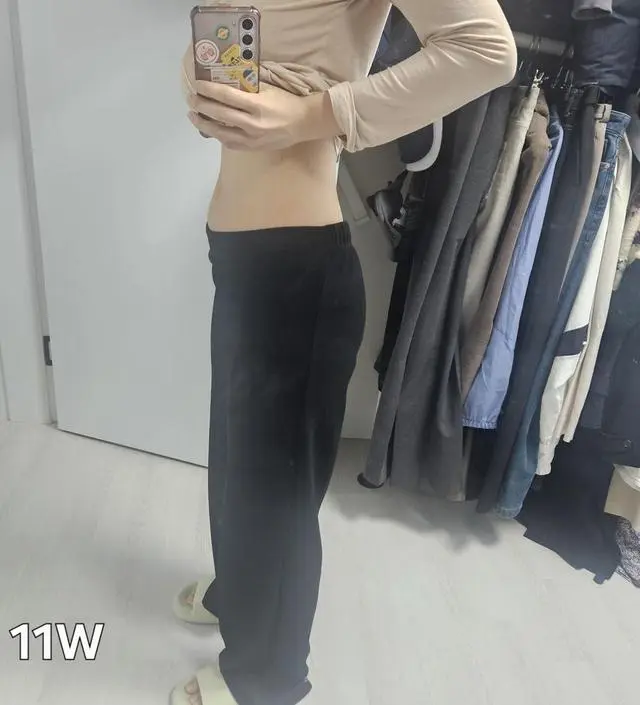 주수 사진겸 출근용으로 샀습니다 ㅎㅎ 너무너무 편해요
