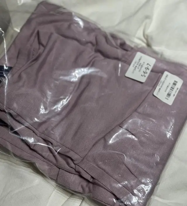 전에 네이비 너무 잘 입고 추가구매 & 친구 선물용으로 또 샀어요!! 키 159에 멜란