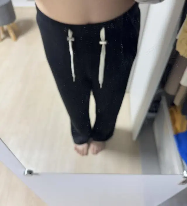 원래 66사이즈 입고 현재 16주 차 정도인데, 제가 몸이 큰건가봐요..ㅎㅎ 만삭이 아닌데