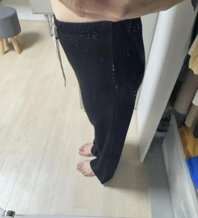 원래 66사이즈 입고 현재 16주 차 정도인데, 제가 몸이 큰건가봐요..ㅎㅎ 만삭이 아닌데