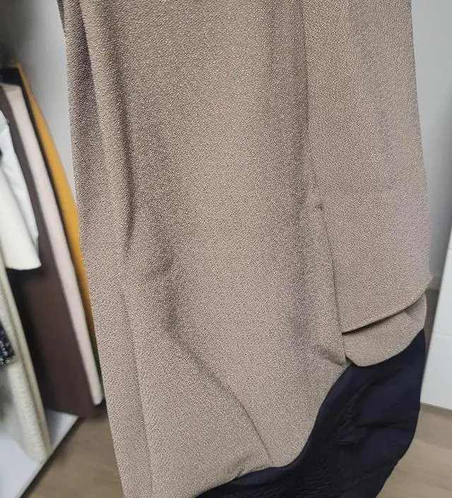 블랙사고 맘에들어 브라운도삿어요 
