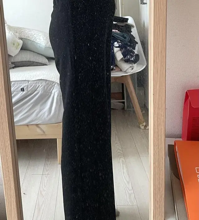 쌍둥이 20주쯤 되니 배가 많이 나와서 구매했어요! 골반있고 마른편이라 평소 26-27사이