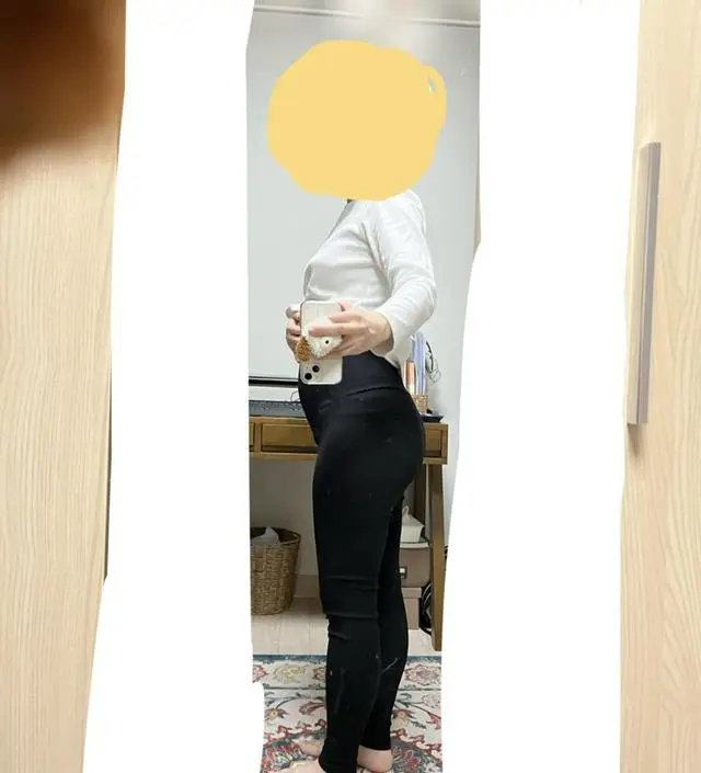 지금 입기 두께도 적당하고 배도안불편하고좋아요