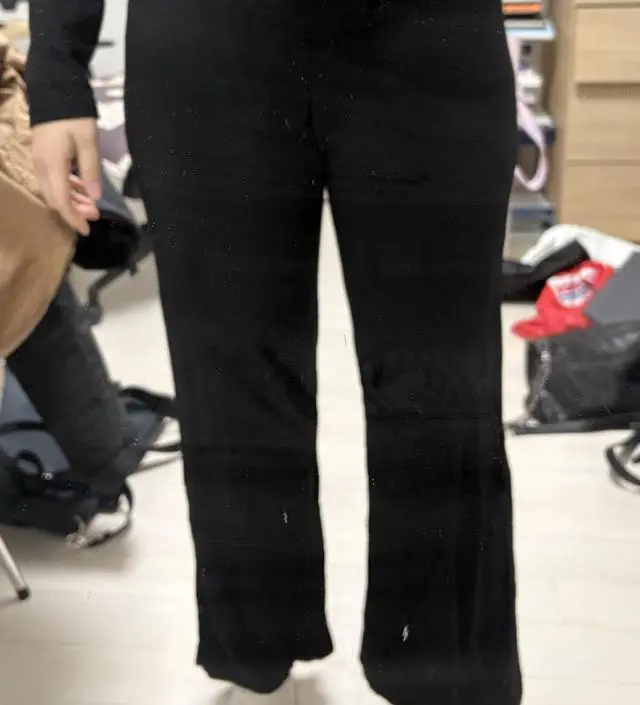 16주차 지나서 임산부 요가를 신청하면서 당장 입을 요가복을 구매했습니다. 아주 가벼