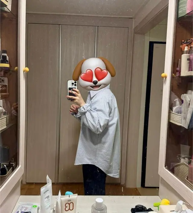 색깔 은은하고 광택없어요 길이도 엉덩이 덮어서 좋네요 미리 하나 더 사둘려구요