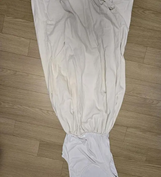 사이즈도 좋고 편할 거 같아요
