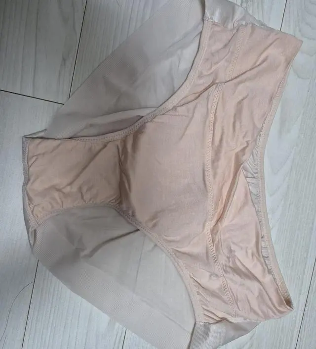 사이즈 고민하다 L 샀는데 너무 좋아요....진작 살걸 그랬어요ㅜㅜ20주 넘어가면서 급격