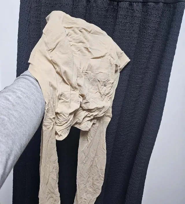 배 부분에 넉넉하게 여유가있어서 조임없이 잘 입고있어요