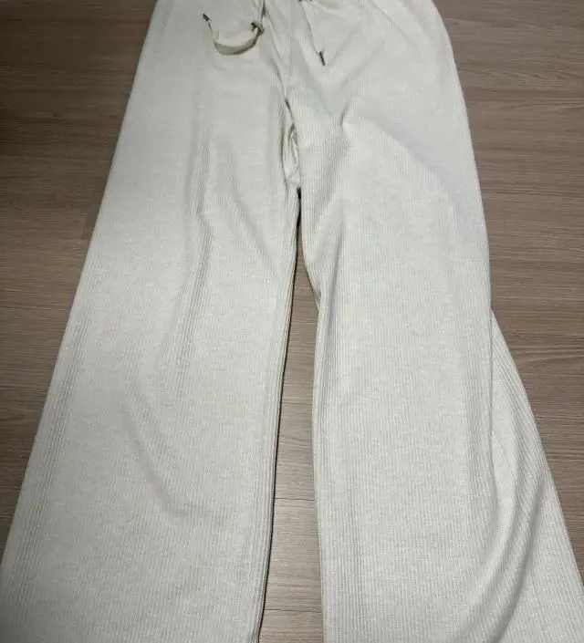 네이버페이에서 작성된 후기입니다.
