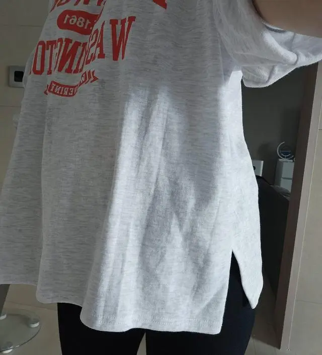 편하고 예뻐요. 길이가조금더길었으면하는아쉬움.
