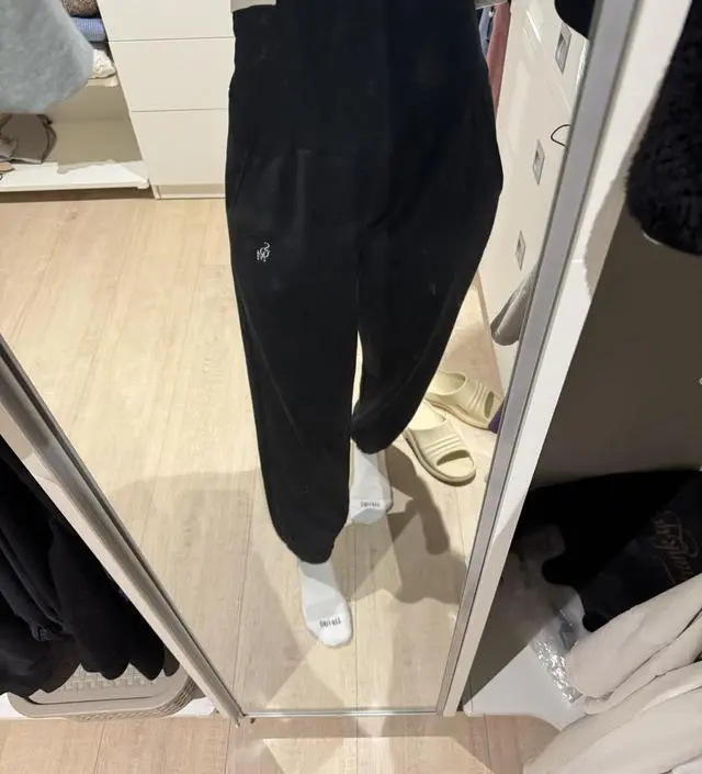 소임바지 미쳣어옄ㅋㅋㅋㅋ걍 다 편함ㅜㅜ 쌍둥이라 배많이 나올거 같은데 만삭까지도 