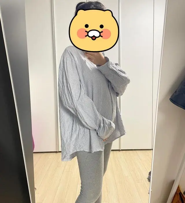 생각보다 면이라 쭈굴쭈굴해서 다림질을 해야할 거 같아요. 길이도 제 생각보다는 약간