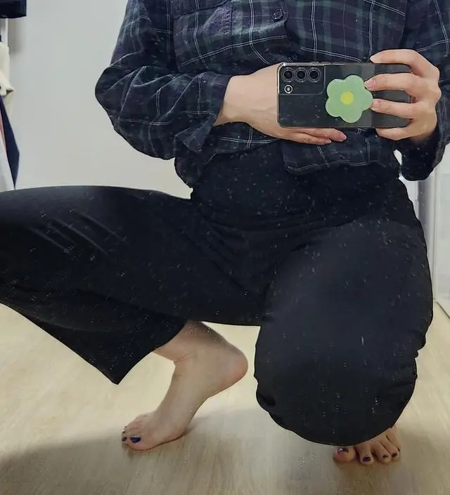 봄이라 조금은 얇은 버전으로 구매하고 싶어서 
