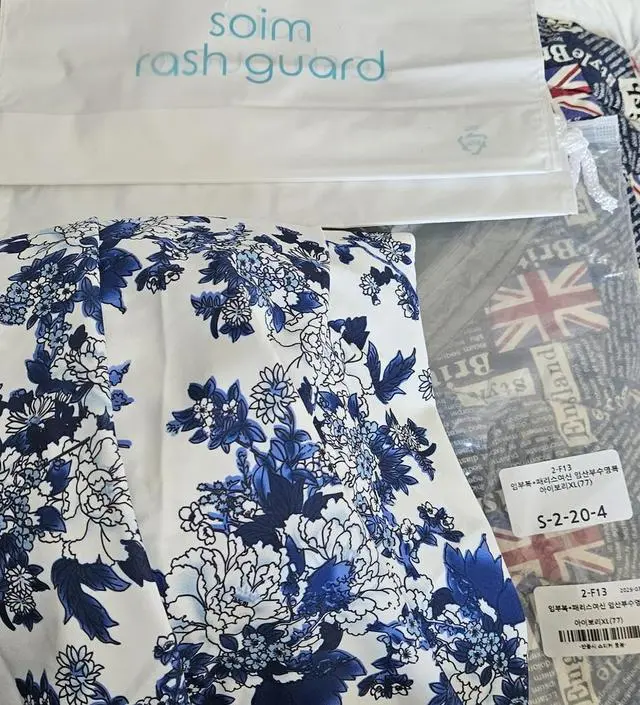 여행지에서 기분전환으로 잘입을께요!