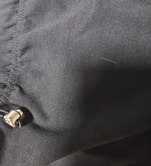 와 다른바지는 배땜에 L도 조이는데 
