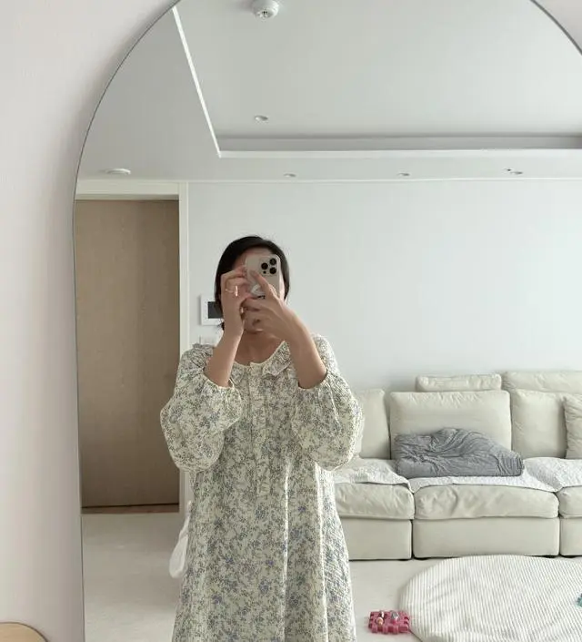 집에서도 예쁘게 입고 육아하고 싶었는데 홈웨어로도 딱이고 잠옷으로도 좋아요 피부 예