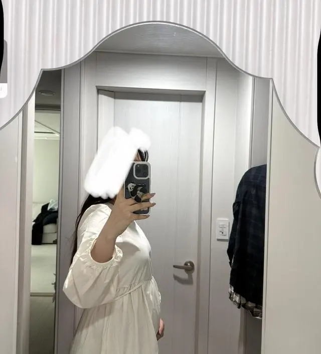 만삭사진 촬영용으로 구매했습니다 입어보니까 더 예쁘네요! 