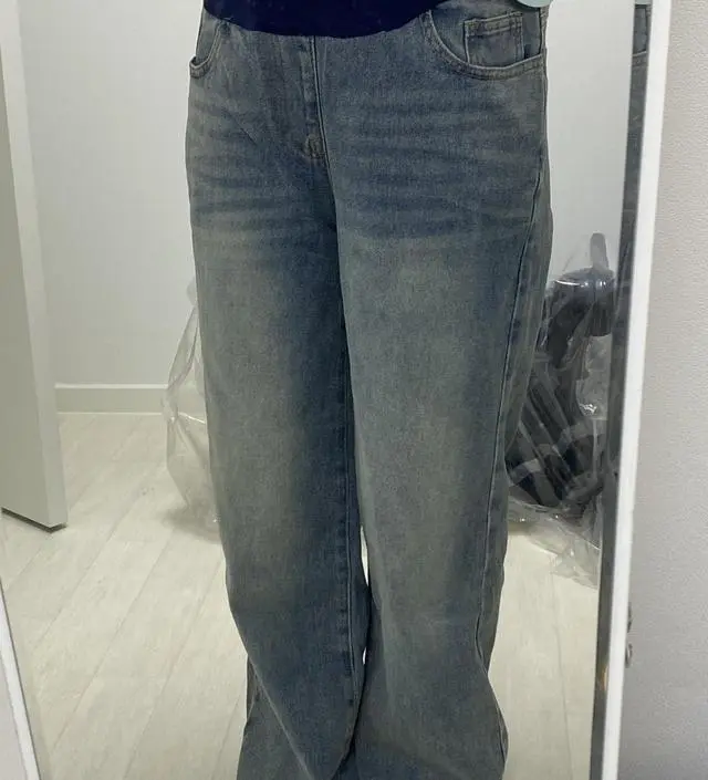 제 키에는 살짝 바닥에 끌릴정도이긴한데
