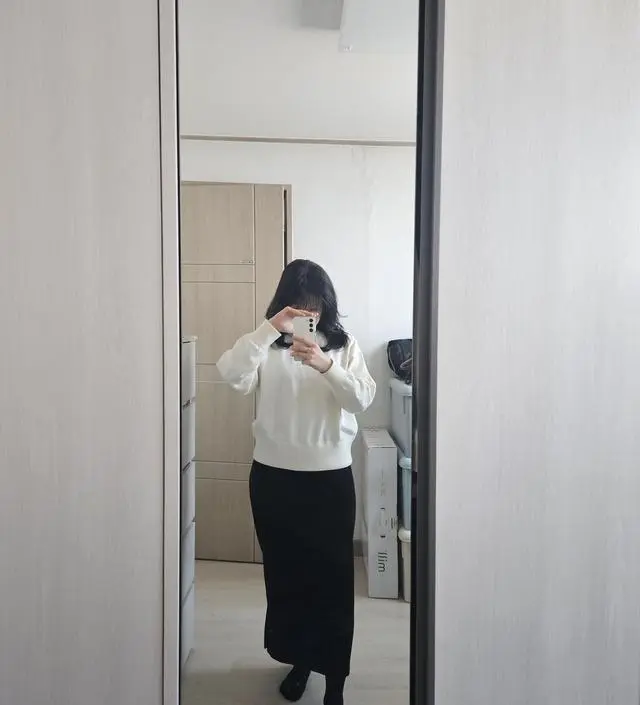 임신초기인데 먹덧으로 살이 너무 쪄서 사이즈를 크게 샀어요
