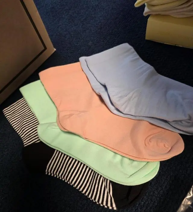 딴데서 비싼 무압박 양말 샀는데 여기 양말도 싸고 좋아요
