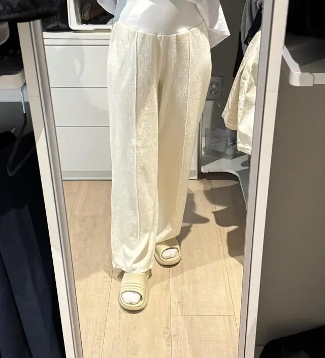 부드럽고 핏이 너무 마음에 들어요 소임덕에 맘에드는 봄옷 장만햇네용