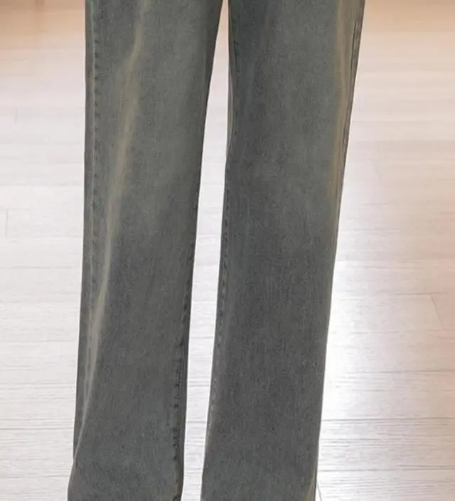 배송이 일주일 넘게 걸렸어요 ㅠㅠ
