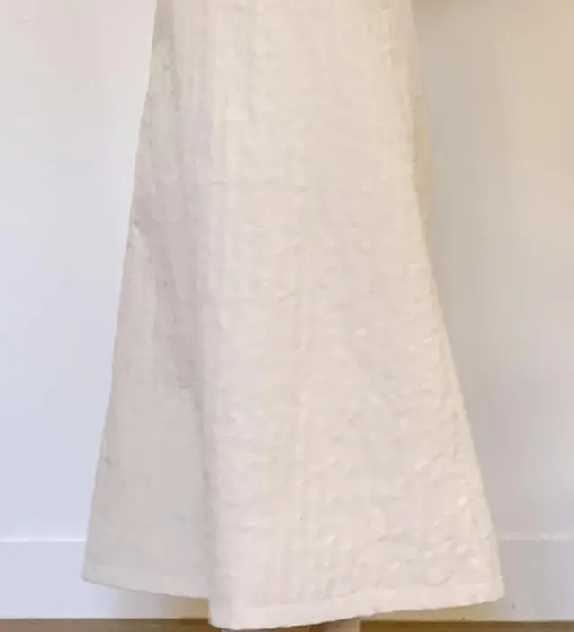 생각보다 배가 꽤 조이는편이라 배가 더 나오면 입을 수있을지 모르겠어요 ㅠㅠ
