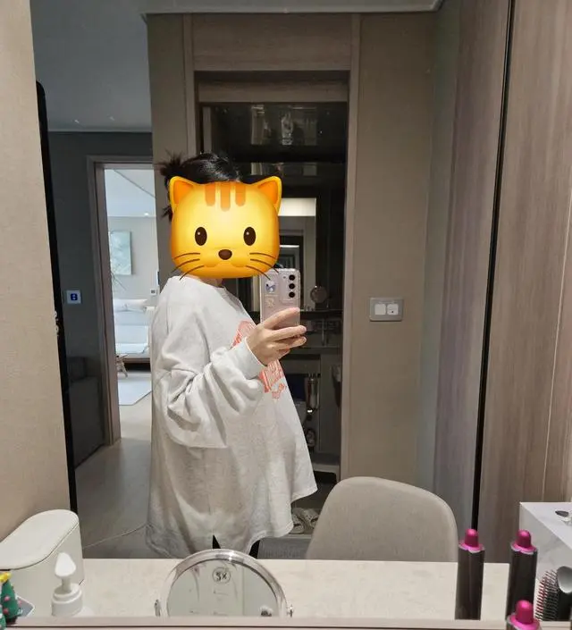 편하고 좋아요. 근데 건조기는 안돌렸는데 조금씩
