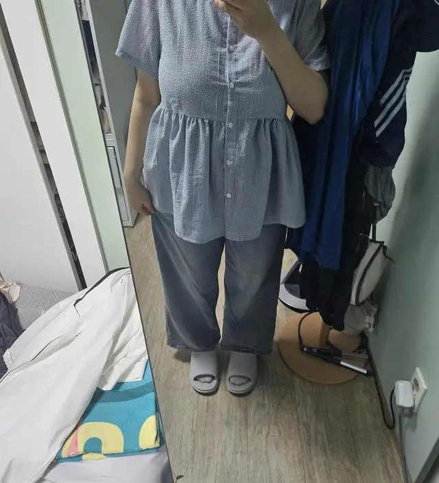 너무 두껍지 않고 예뻐요
