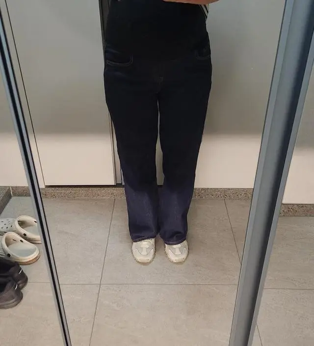 L랑 사이즈 고민하다가 상세사이즈보고 M으로 샀어요. 166cm 현재 30주이고 잘맞아요. 