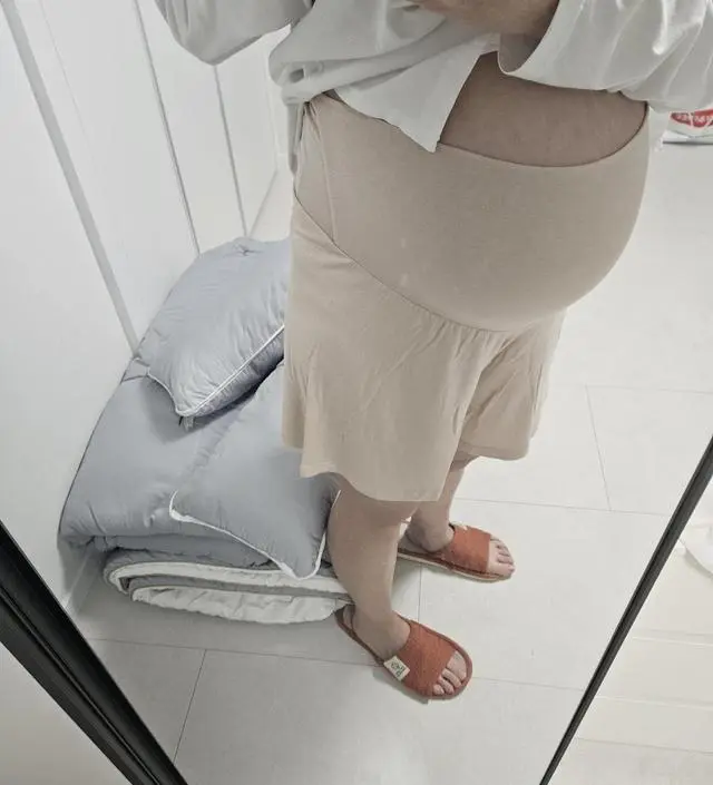 이제 더워져서 원피스 안에 레깅스를 안입으려고 하니 속바지가 필요해서 주문했어요
