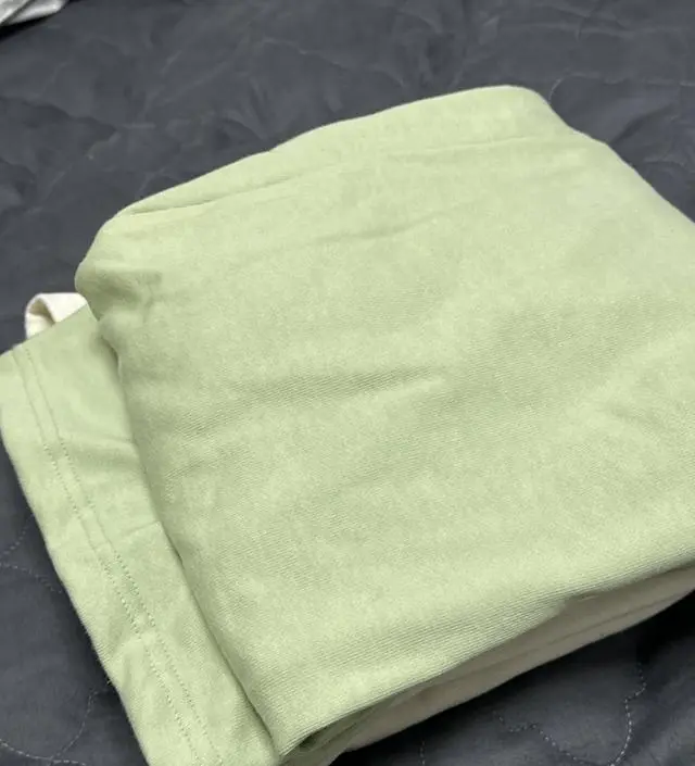 169cm 길이에 거의 바닥에 닿을듯 말듯한 기장감 맘에 들어욧!!