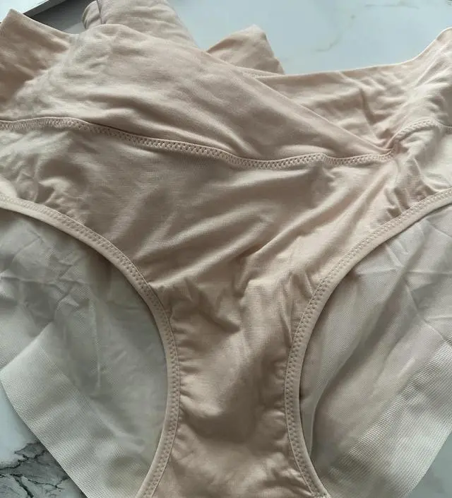 진작 살걸 그랬어요 ㅠㅠ 현재 21주라서 입다가 더 필요하면 다른 옵션으로 추가 구매할