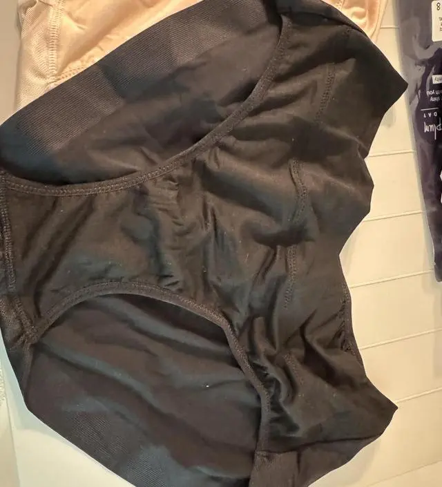 정말~~ 좋아요 가격도 착하구요..!! Xl는 사본적이 없어서 엄청 고민 많이 하고 후기도