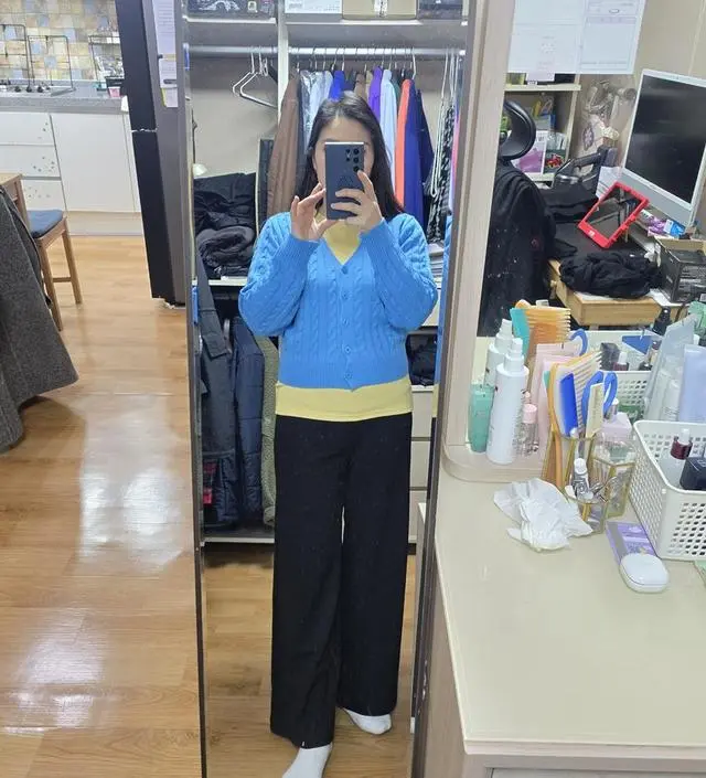 현실적으로 살이 좀 찔 수 밖에 없는
