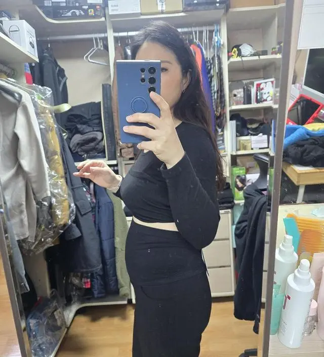 멋부릴라고 산건데 의도에 맞게 멋스럽습니다.
