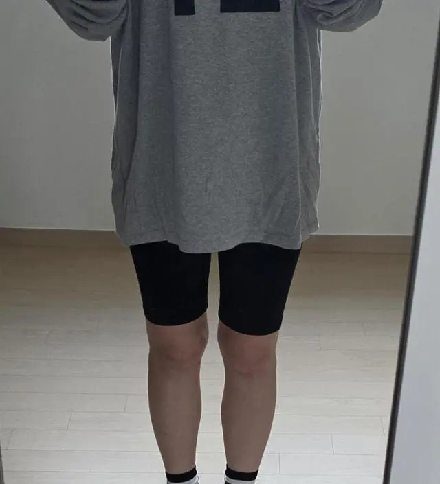 4부는 조금 짧은 감이 있어서 5부도 샀는데 길이감 적당하고 좋아요! 여름을 잘 보낼 수