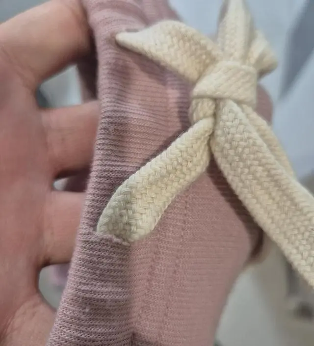 무조건 사세요. 제가 이때까지 소임에서 산 옷 중에 제일 마음에 들어요. 두께도 지금 