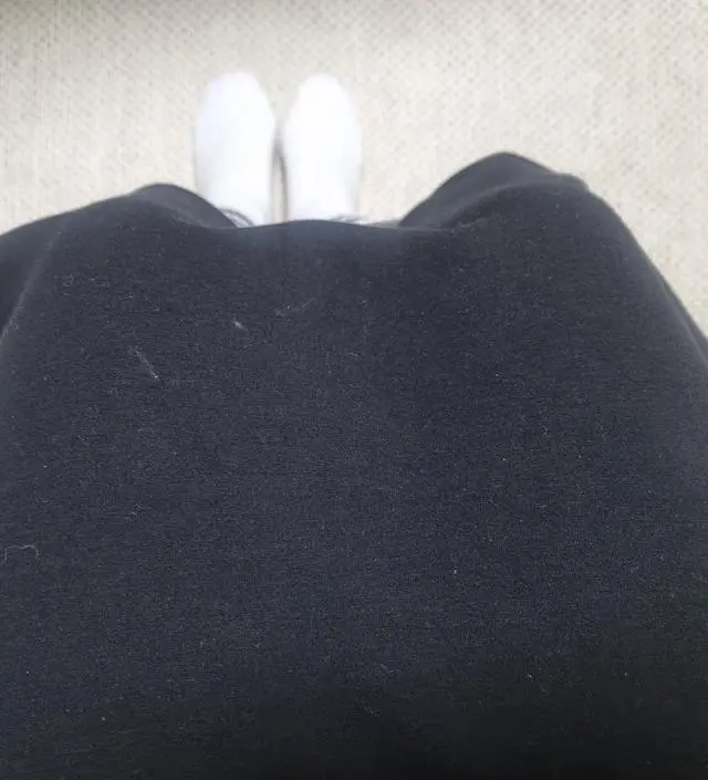 만삭까지 입으려고 XL주문했어요. 너무 편하게 잘 입고 다녀요. 신축성도 좋고 소재도 