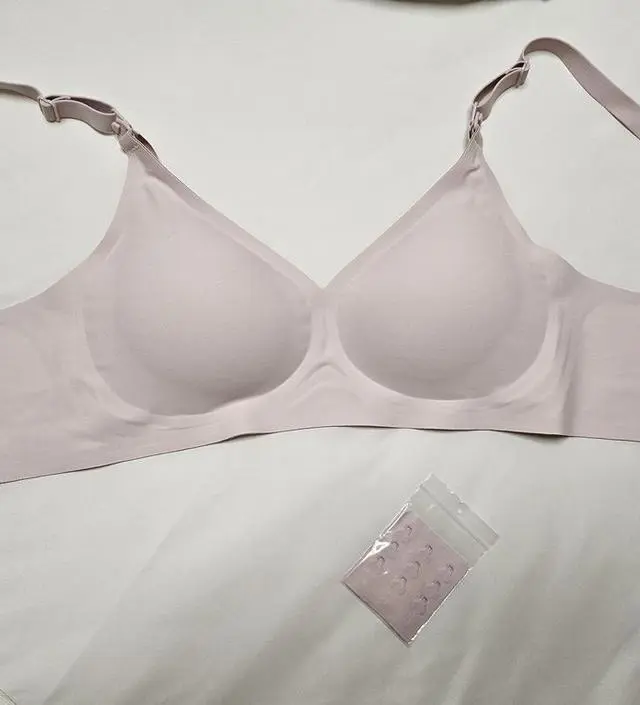 임신전 80C를 입어서 xl랑 xxl랑 사이즈 고민을 많이했네요
