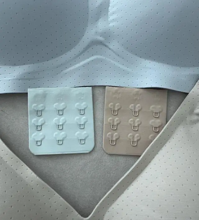 출산예정일이 5/1일인 막달산모입니다. 밑가슴둘레 88인데 연장후크 이어서 착용하니 넉