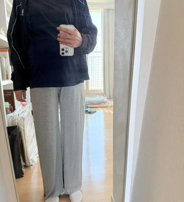 너무 편하고 좋은데 검정은 건조기돌렸더니 길이가 줄어들었어요..자연건조 하세요~!