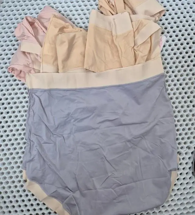 네이버페이에서 작성된 후기입니다.
