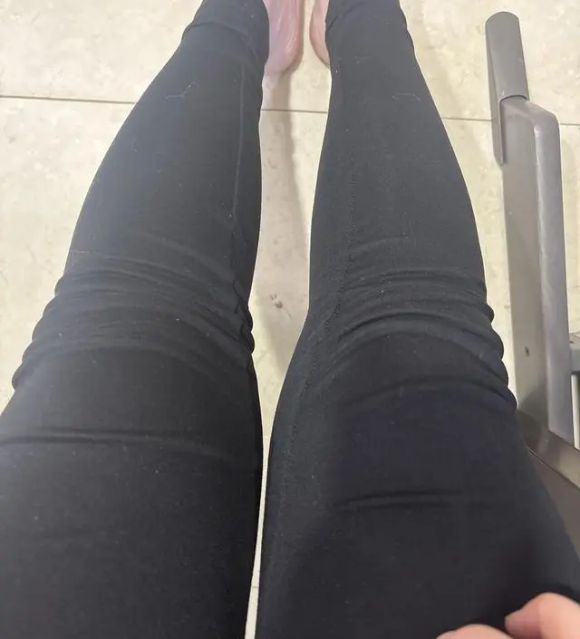 부들부들 촉촉하게 아주 잘 맞아요. 배부담없고 안입은듯한 느낌! 진작 살걸 그랬어요!