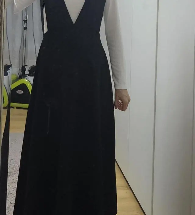 오.. 원피스 문제없이 잘왔고 입어보니 예쁘네요. 이번주말 여행갈때 입으려고 샀어요.